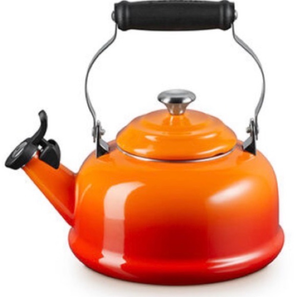 Le Creuset Classic Whistling Kettle 1.6L/1.7 Qt